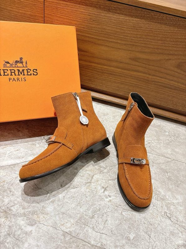 Ботильоны Kelly на плоской подошве с пряжкой фото 3