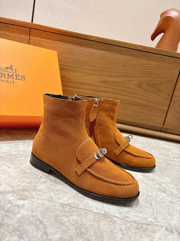 Ботильоны Kelly на плоской подошве с пряжкой фото 4