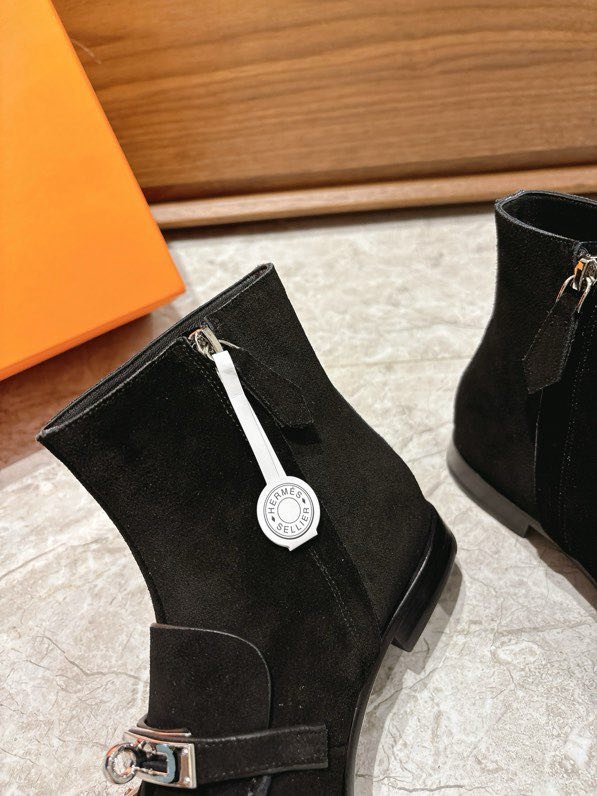 Ankle boots Kelly on flat soled from buckle фото 9