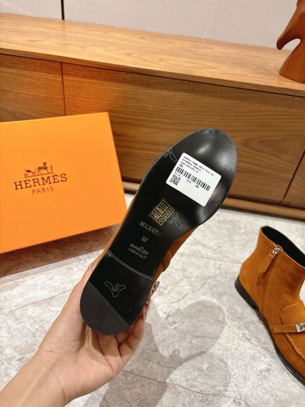 Ботильоны Kelly на плоской подошве с пряжкой фото 9