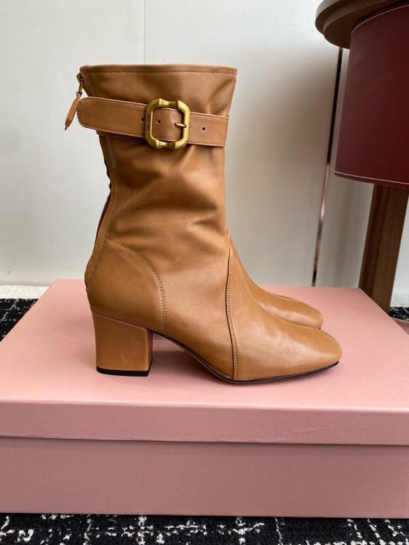 Ankle boots leather women's