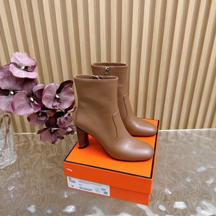 Ankle boots leather women's