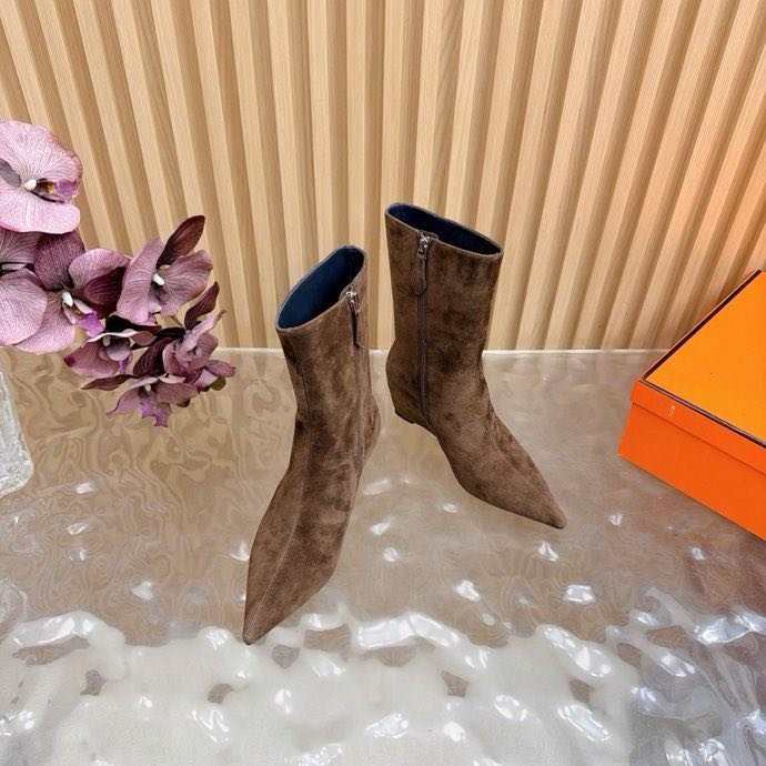 Ankle boots leather women's фото 3