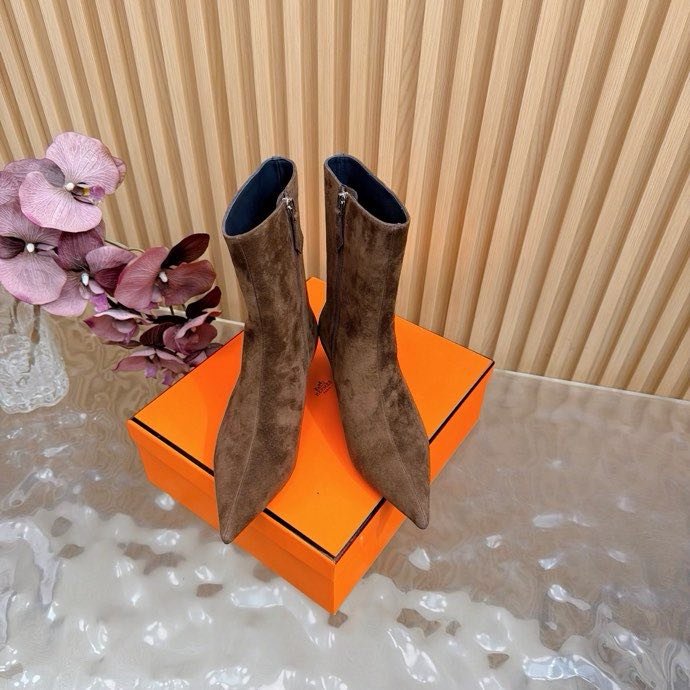 Ankle boots leather women's фото 4