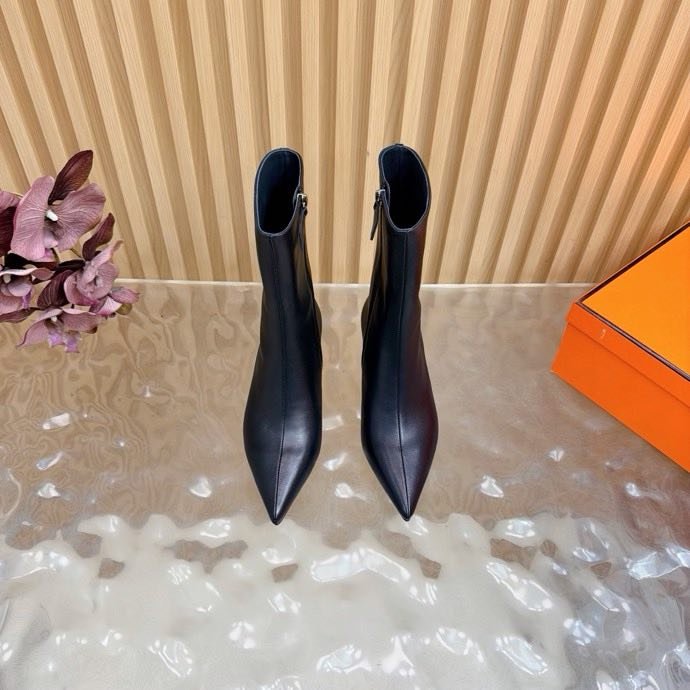 Ankle boots leather women's фото 6