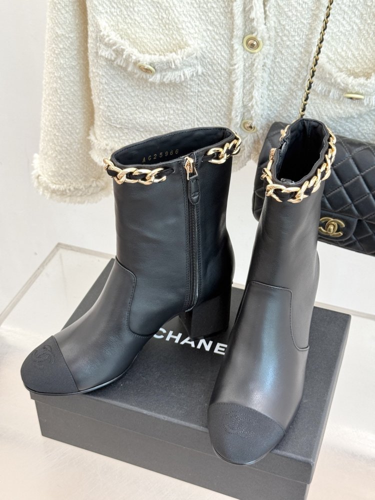 Ботильйони шкіряні фото 2