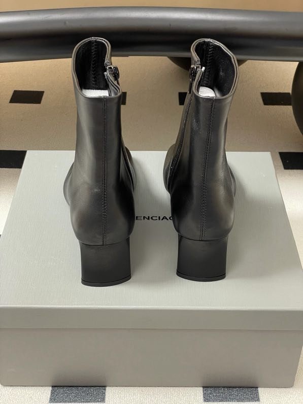 Ботильоны кожаные фото 7