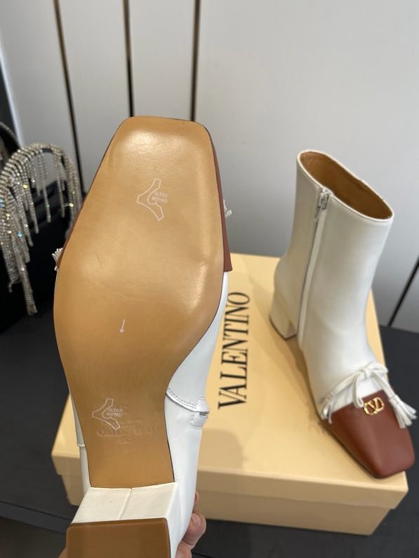 Ботильоны кожаные фото 7