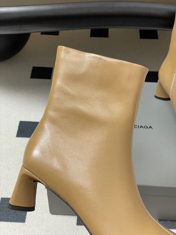 Ботильоны кожаные фото 8