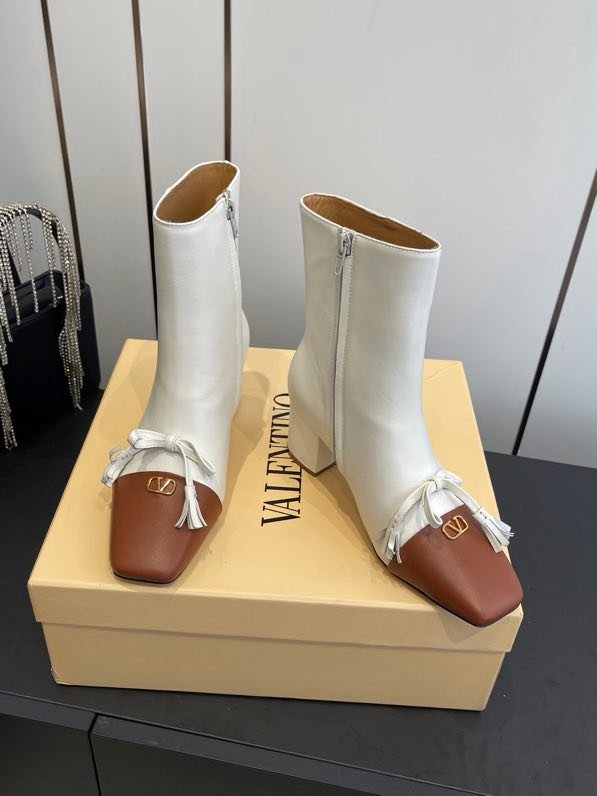 Ботильоны кожаные фото 8