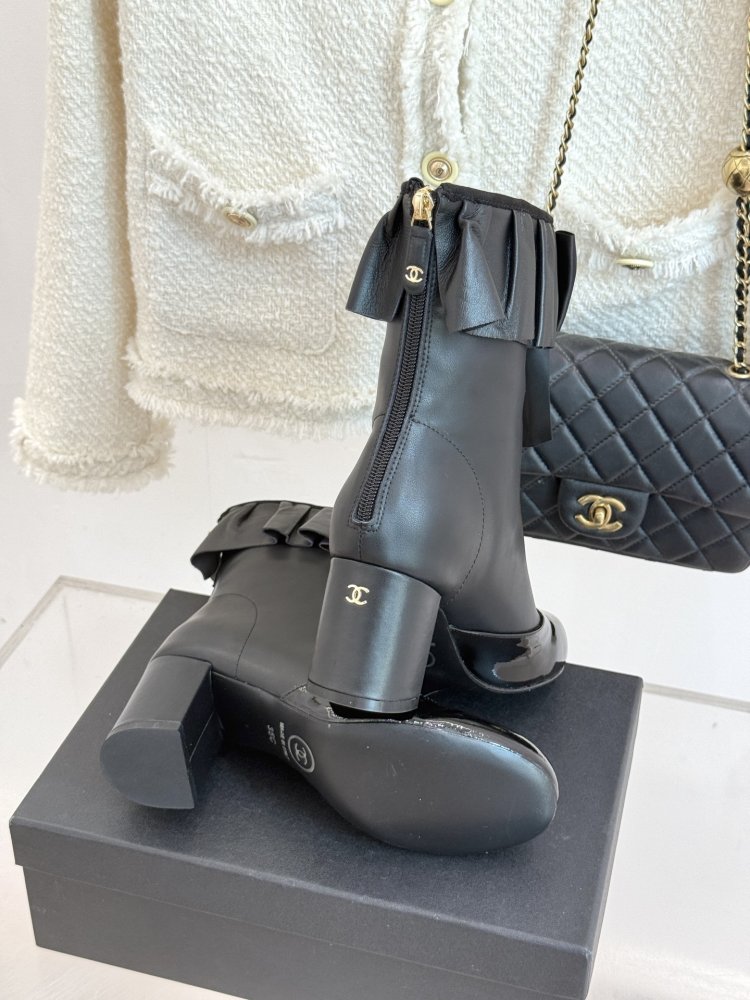 Ботильоны кожаные фото 9