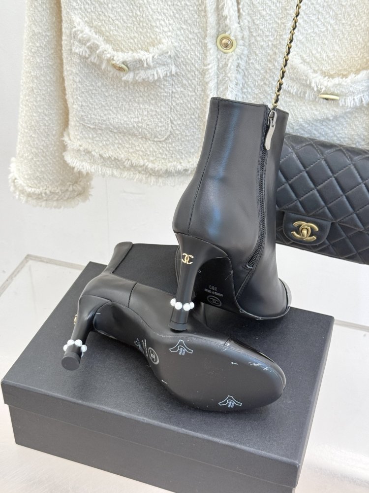 Ankle boots leather фото 9