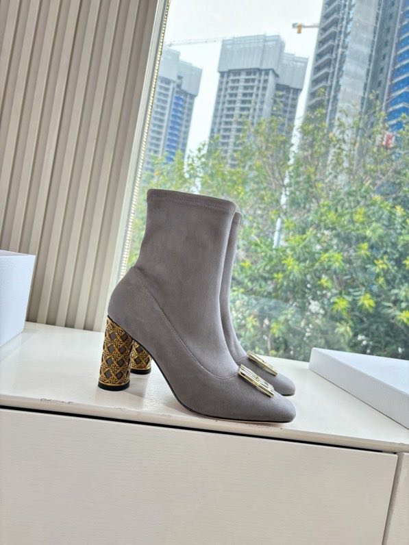 Ботильйони Miss Dior фото 5