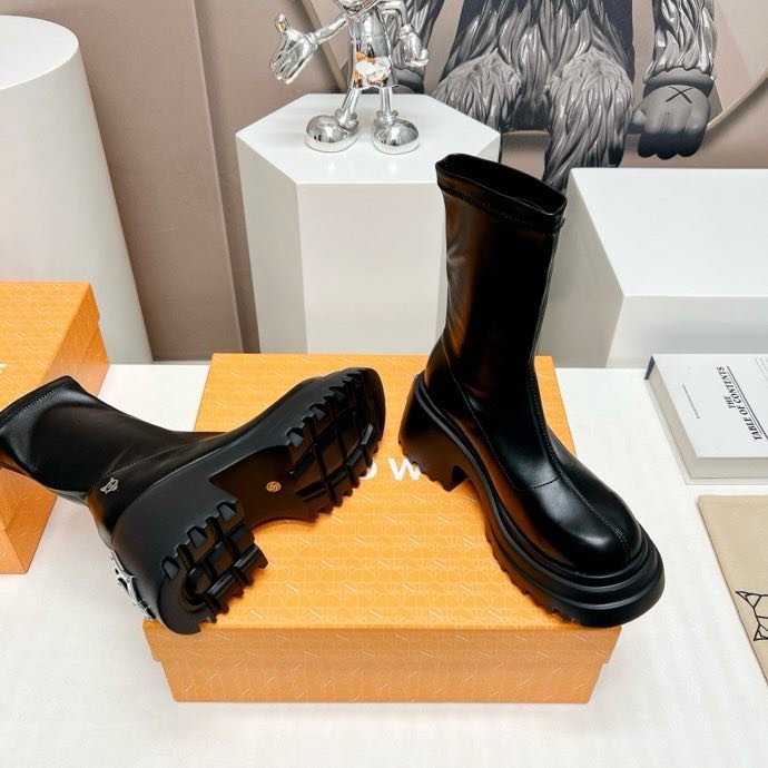 Ботильйони на платформі з еластичним носком фото 6