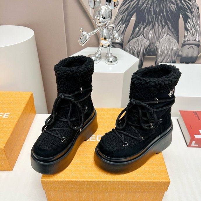 Ботильоны на платформе со шнуровкой фото 2