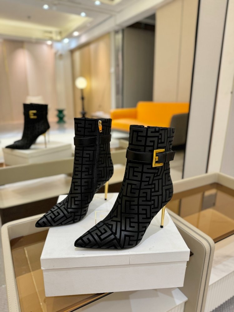 Ботильоны на шпильке фото 3