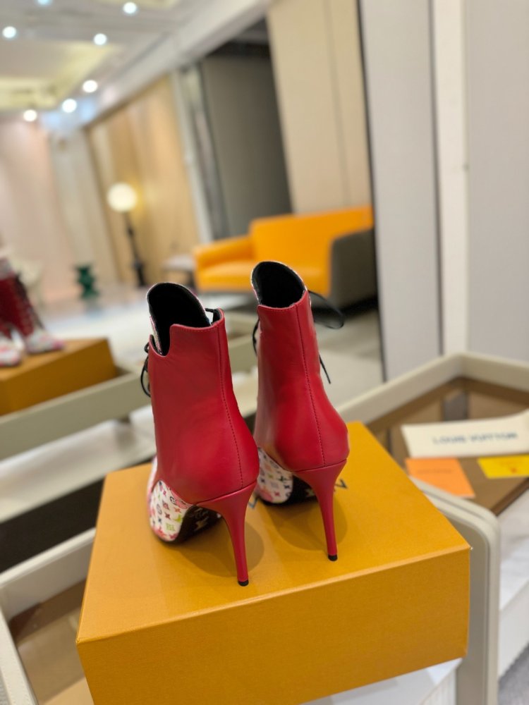 Ботильйони на шпильці фото 7