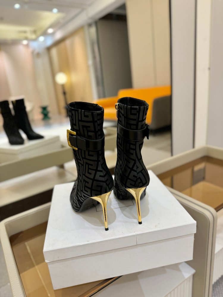 Ботильоны на шпильке фото 7