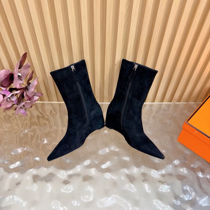 Ботильоны на танкетке замшевые женские фото 5