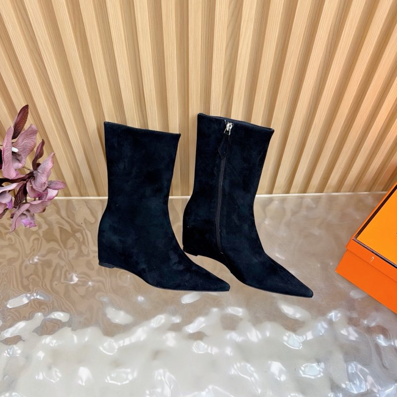 Ботильоны на танкетке замшевые женские фото 7