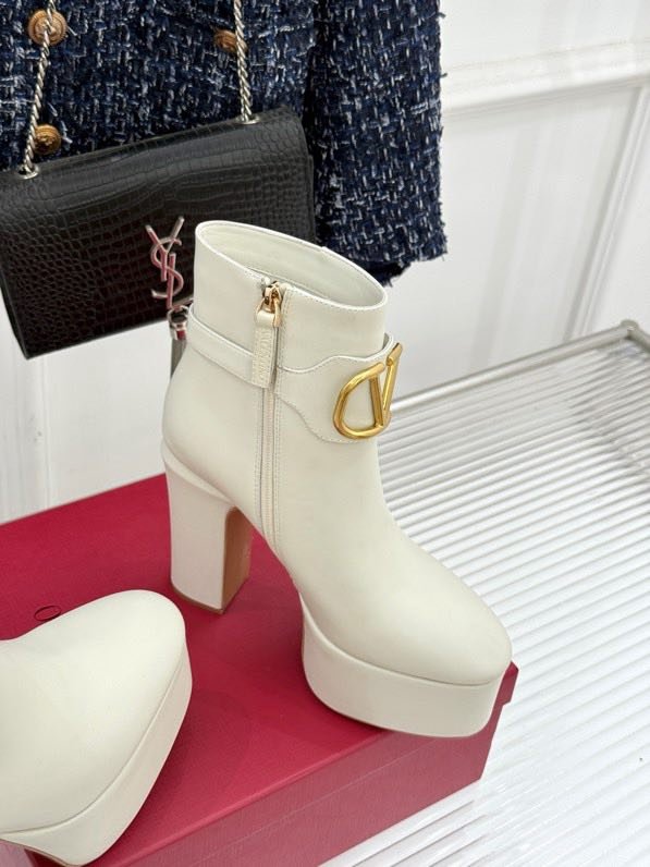 Ботильоны на высоком каблуке с металлической пряжкой фото 3