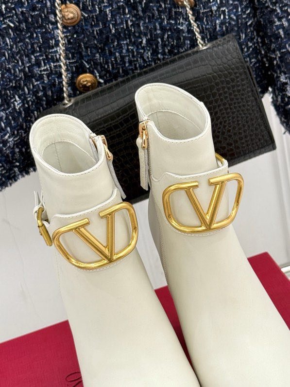 Ботильоны на высоком каблуке с металлической пряжкой фото 6