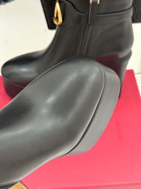 Ботильоны на высоком каблуке с металлической пряжкой фото 7