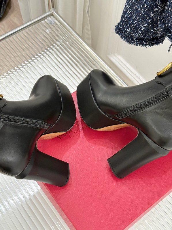 Ботильоны на высоком каблуке с металлической пряжкой фото 8