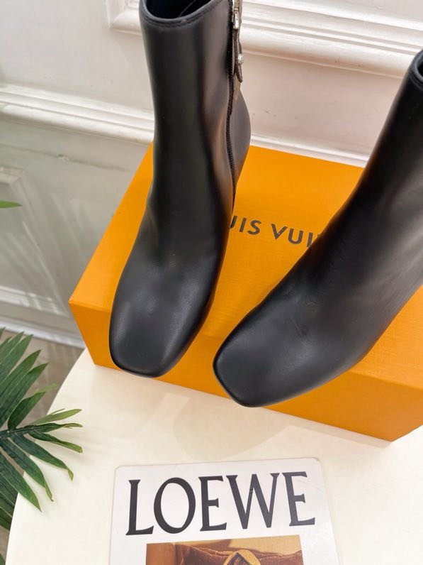 Ботильоны на высоком каблуке фото 3