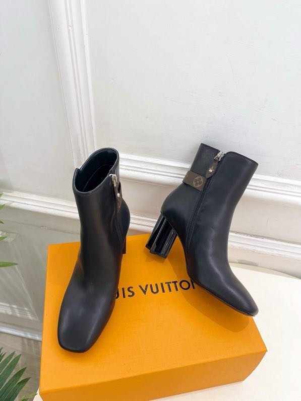 Ботильоны на высоком каблуке фото 4