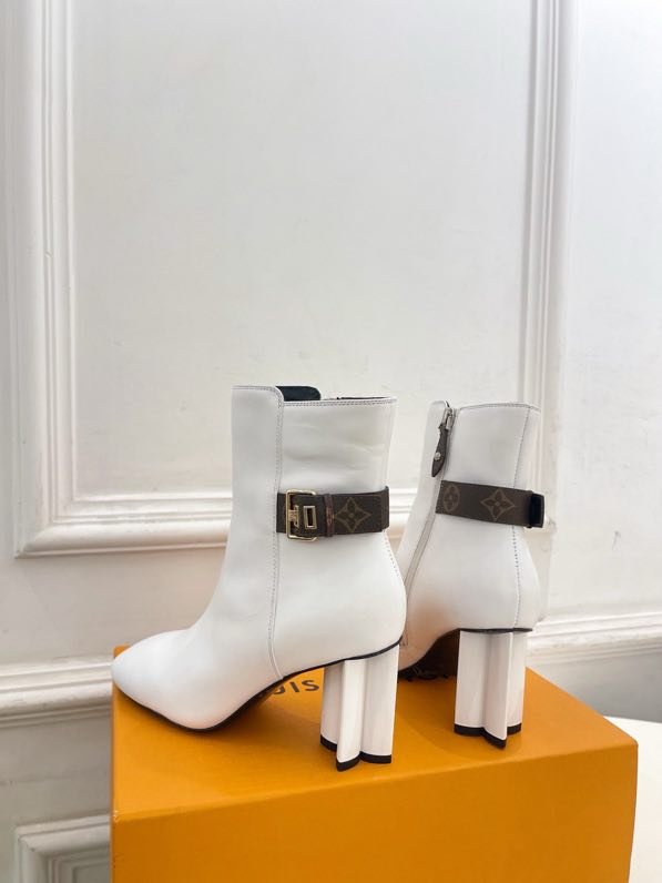 Ботильоны на высоком каблуке фото 4