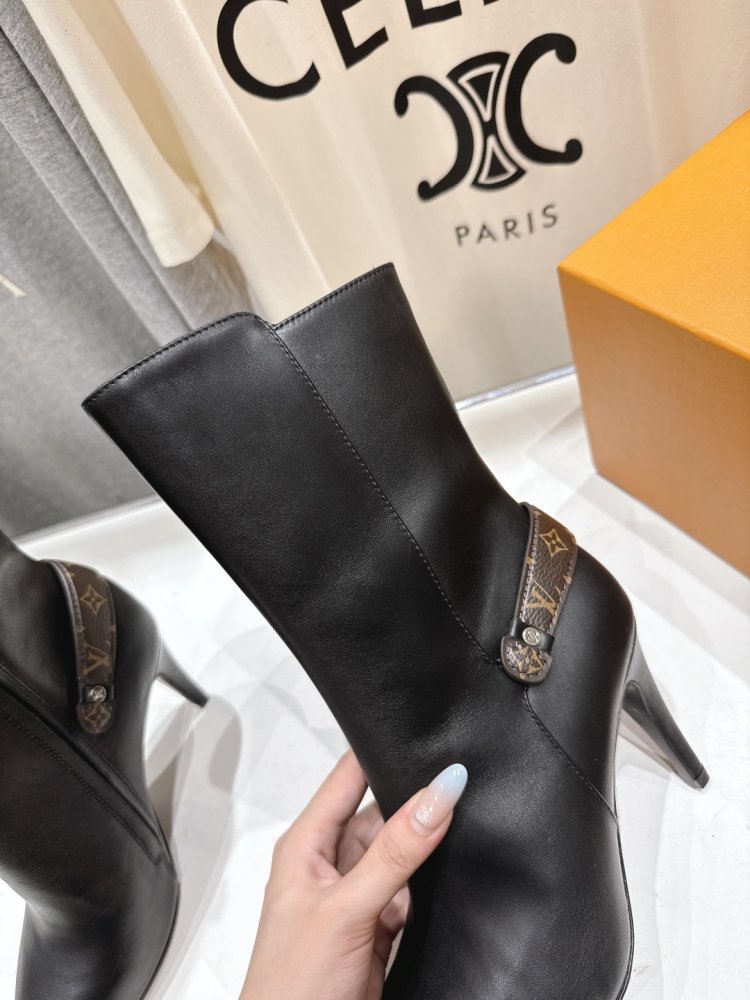 Ботильоны на высоком каблуке фото 6