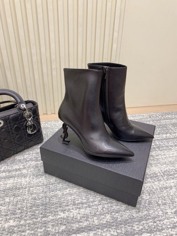 Ботильоны на высоком каблуке фото 6