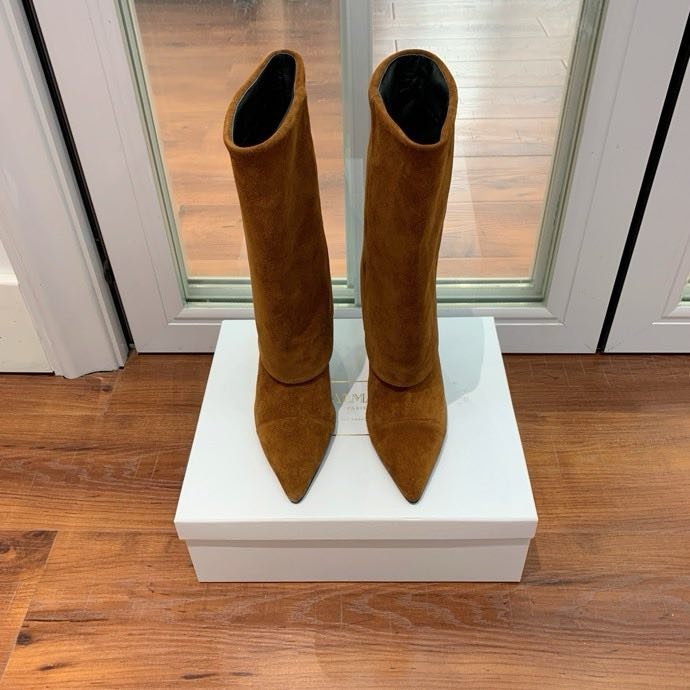 Ankle boots on high heel фото 7