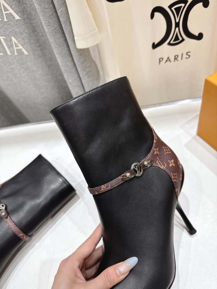 Ботильоны на высоком каблуке фото 7