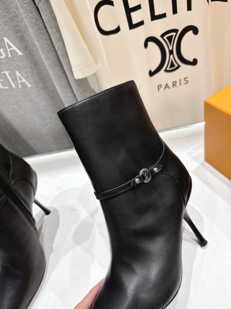 Ботильоны на высоком каблуке фото 7