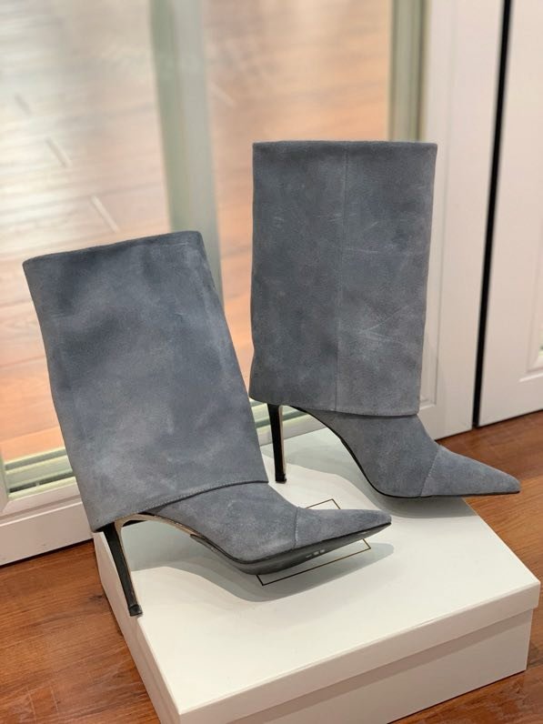 Ankle boots on high heel фото 8