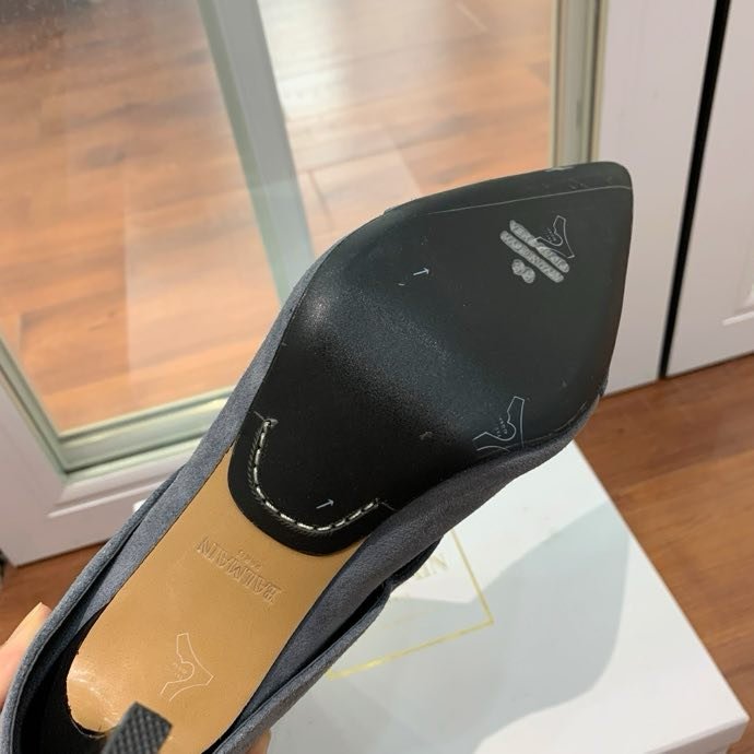 Ankle boots on high heel фото 9