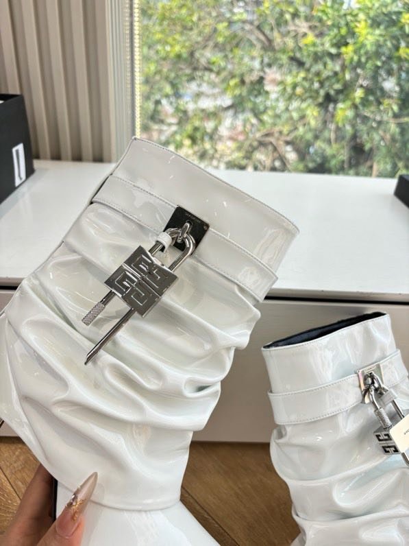 Ботильоны на высоком каблуке фото 9