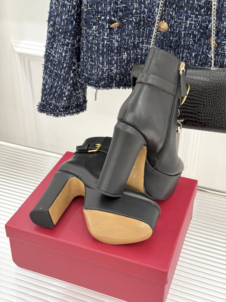 Ботильоны на высоком каблуке фото 9