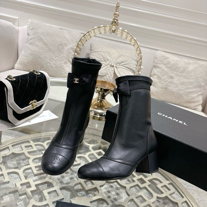 Ботильйони з бантом