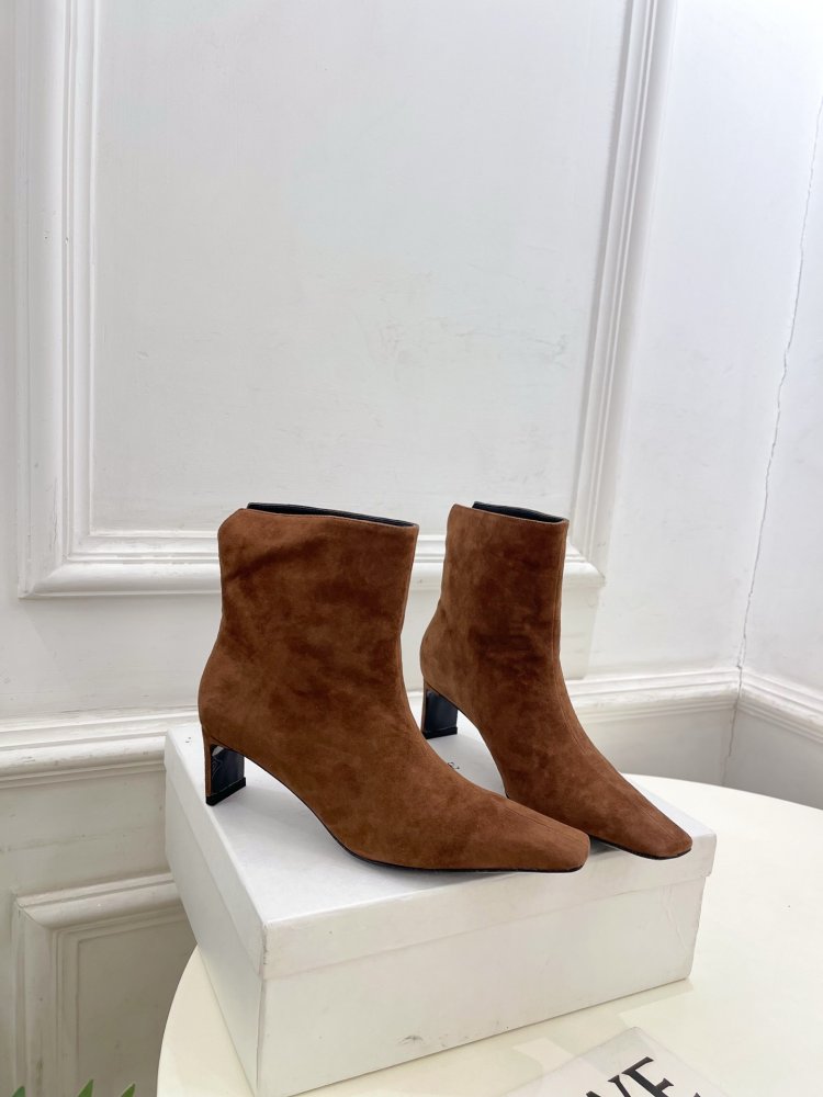 Ботильйони з квадратним носком і каблуком чарочкою фото 2