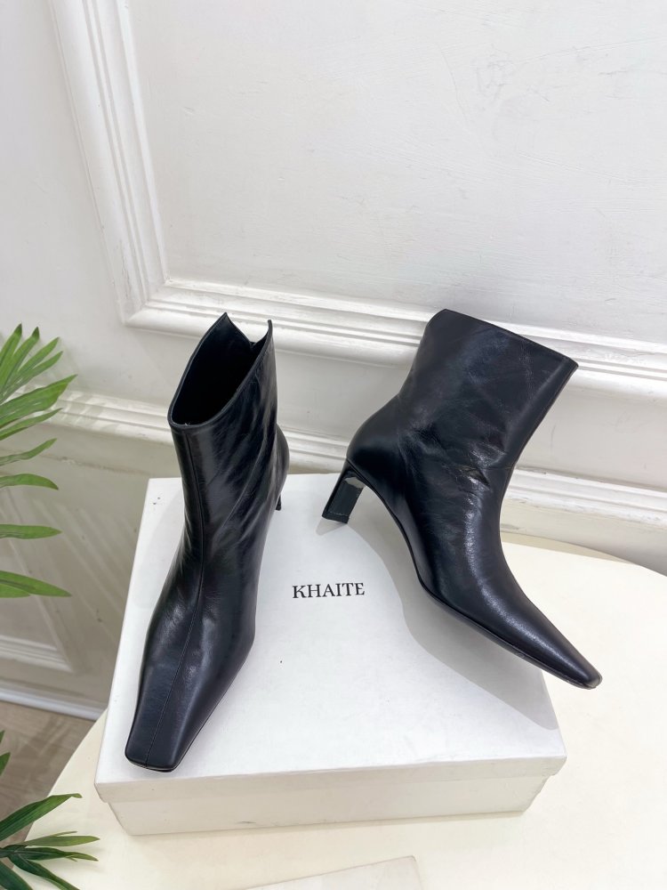 Ботильйони з квадратним носком і каблуком чарочкою фото 4