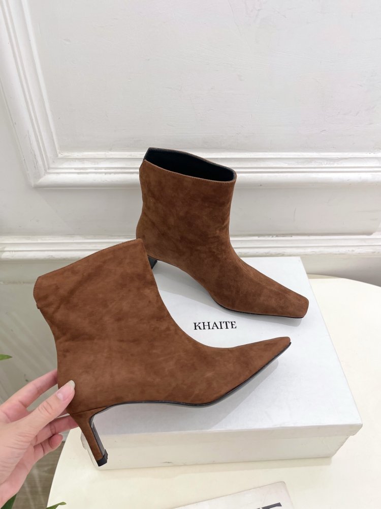 Ботильйони з квадратним носком і каблуком чарочкою фото 5