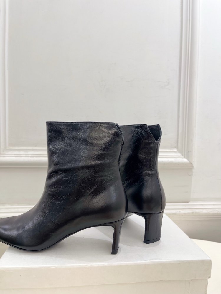 Ботильйони з квадратним носком і каблуком чарочкою фото 7