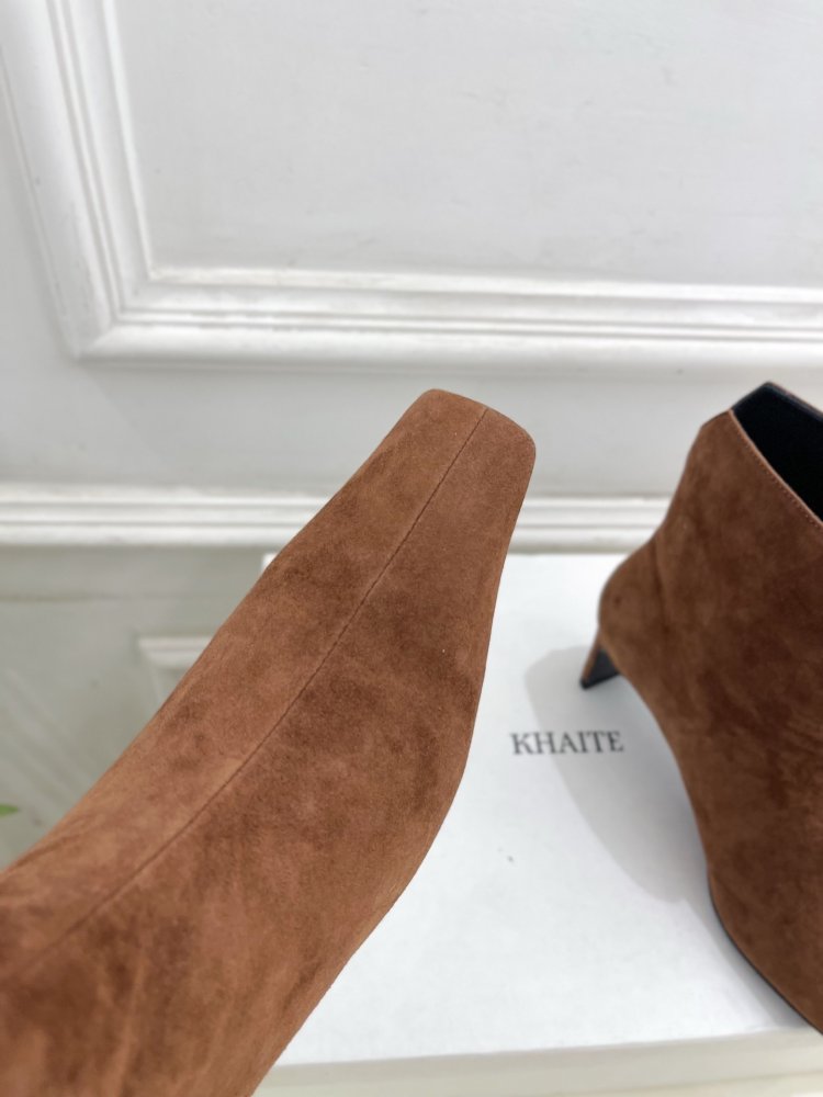 Ботильйони з квадратним носком і каблуком чарочкою фото 8