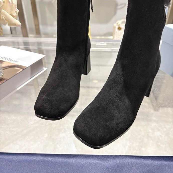 Ботильйони жіночі з трикутним каблуком фото 6