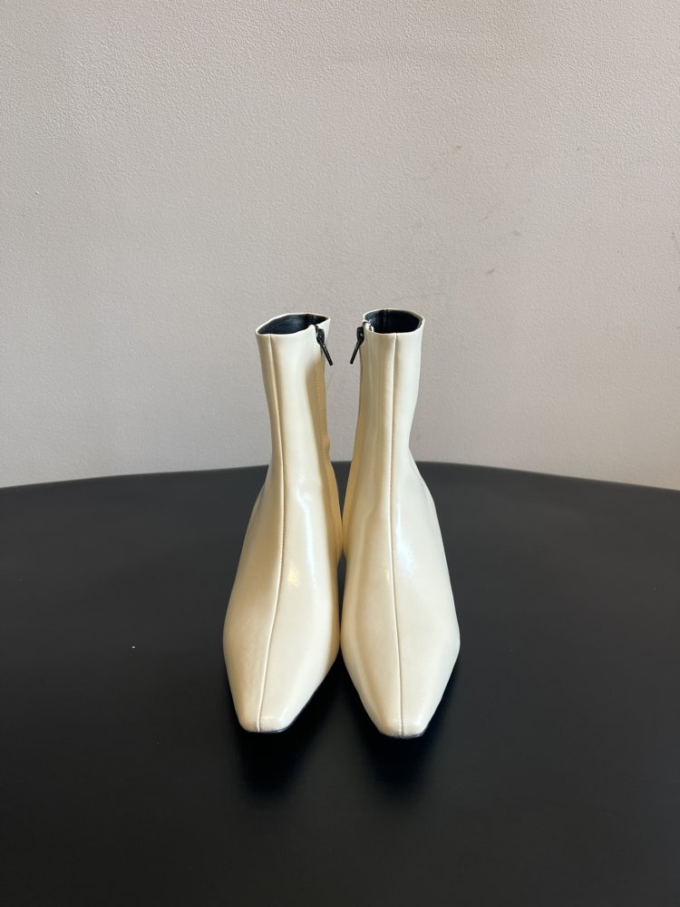 Ботильоны женские