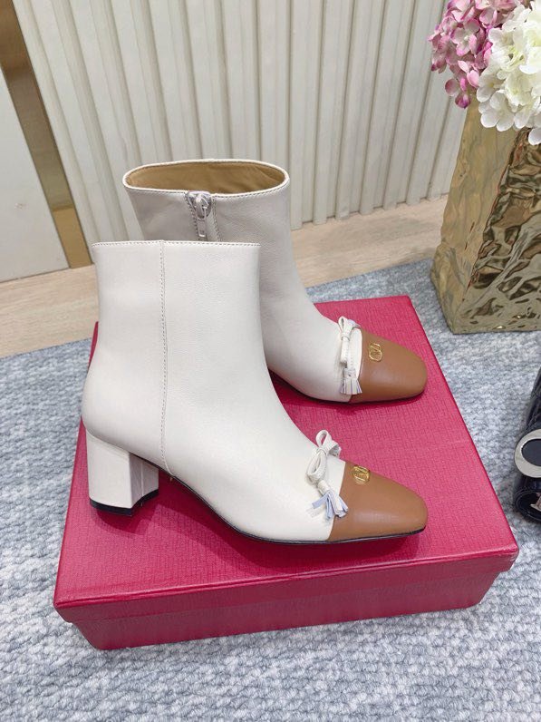 Ankle boots фото 3