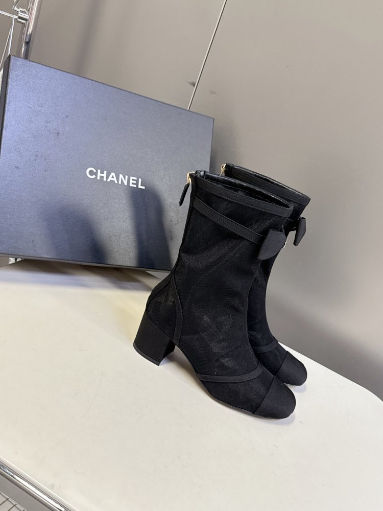 Ankle boots фото 3